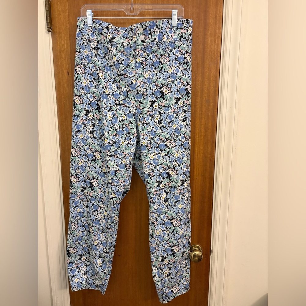 Terra &Sky Flower Stretch Pants Women’s 4X (28W-30w) Excellent Condition